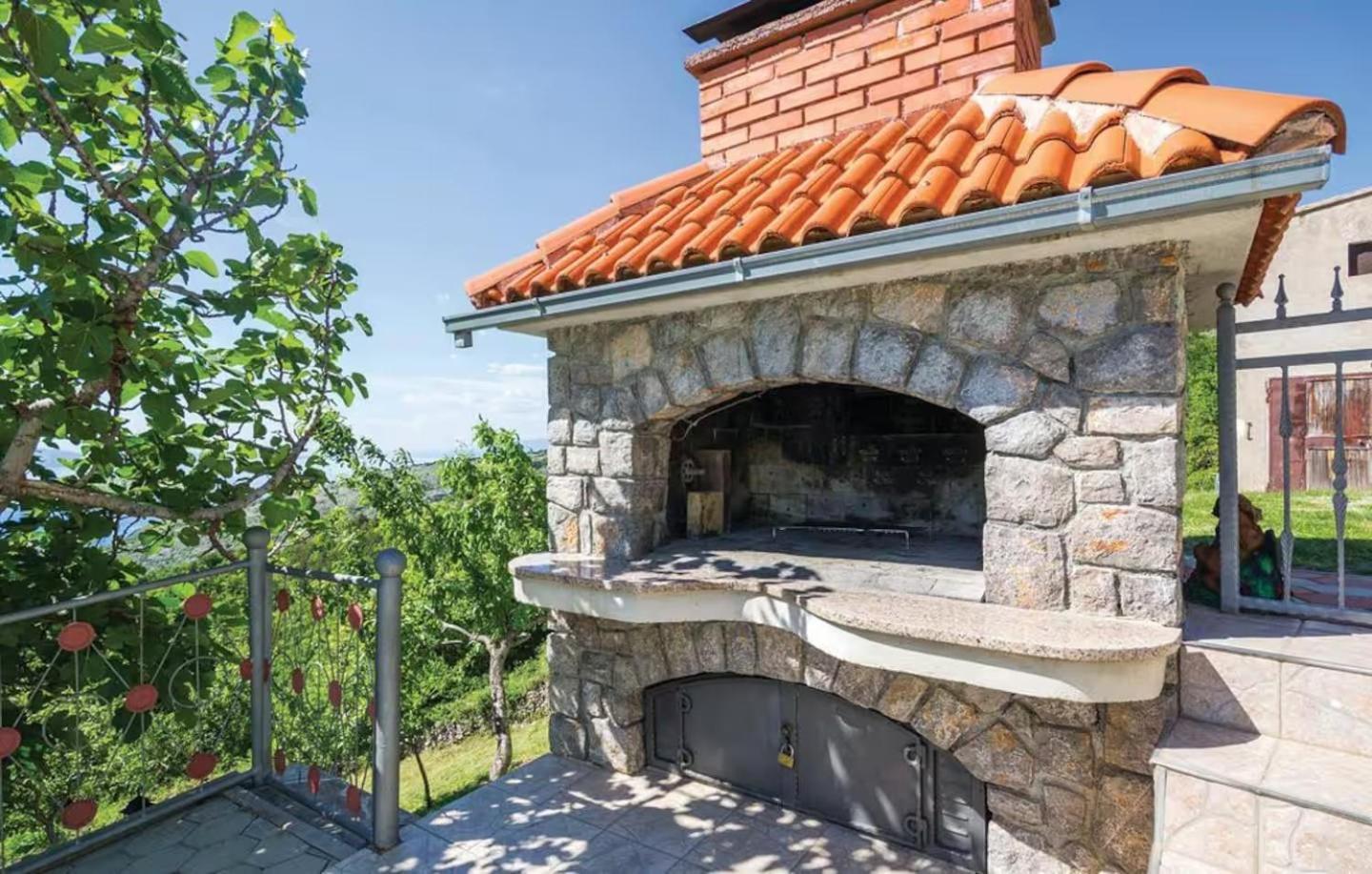Vacation Home Tea Senj  Ngoại thất bức ảnh